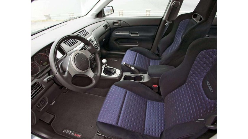 Mitsubishi Lancer 8 салон