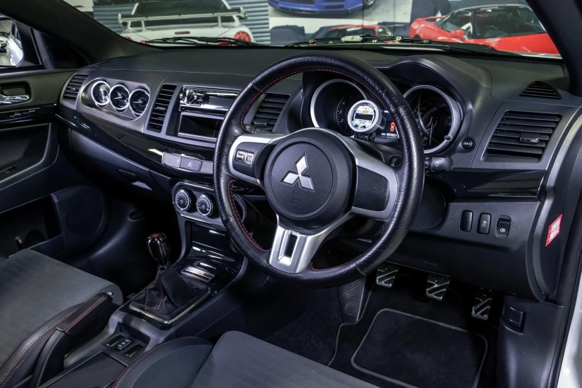 Mitsubishi Lancer Evolution x Final Edition