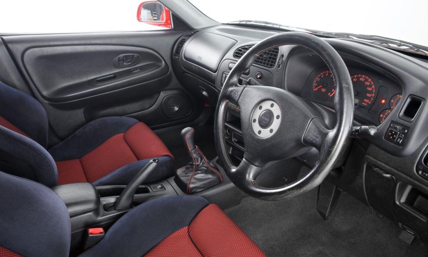 Lancer Evolution 6 салон