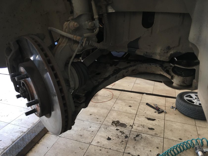 Передняя подвеска Киа СИД 2008