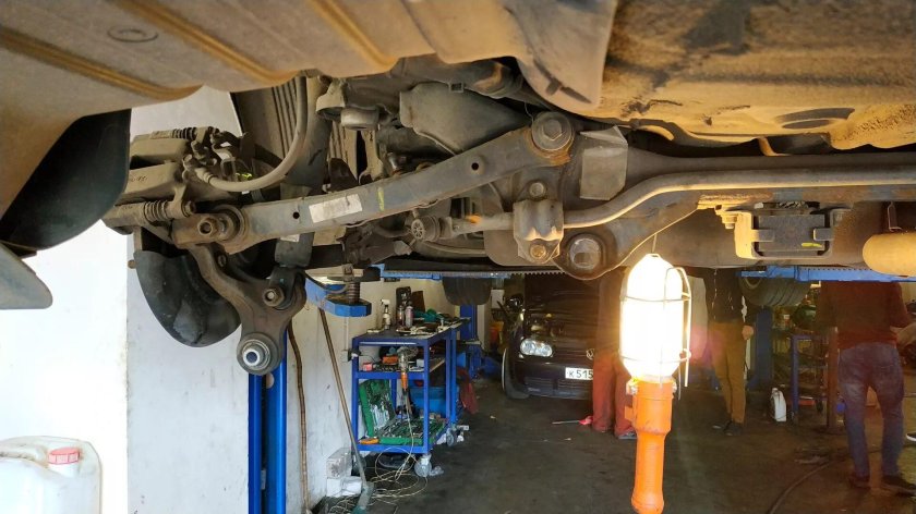 Задняя подвеска Киа СИД 2010