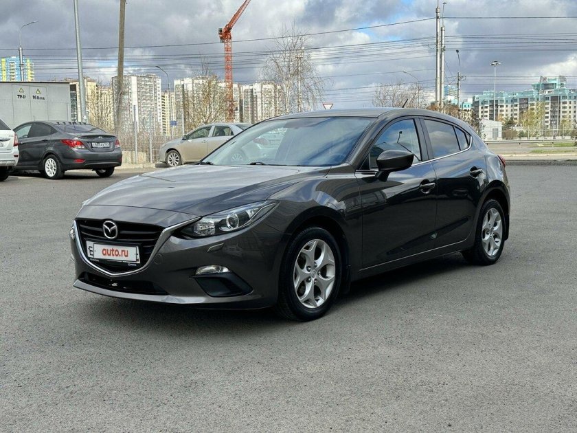 Покажи мазду тройку 2014 года Скай Актив 1 и 5