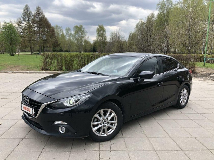 Mazda 3 чёрная 887 73