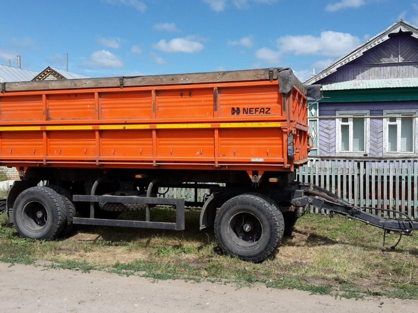НЕФАЗ 8560