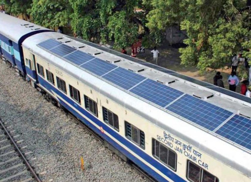 Поезд на солнечных батареях