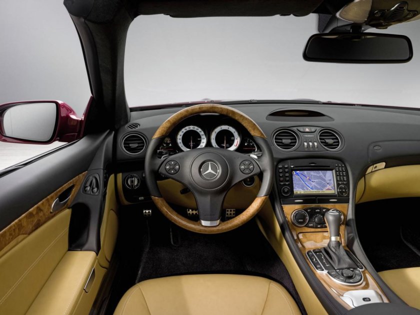 Mercedes Benz SL 2008