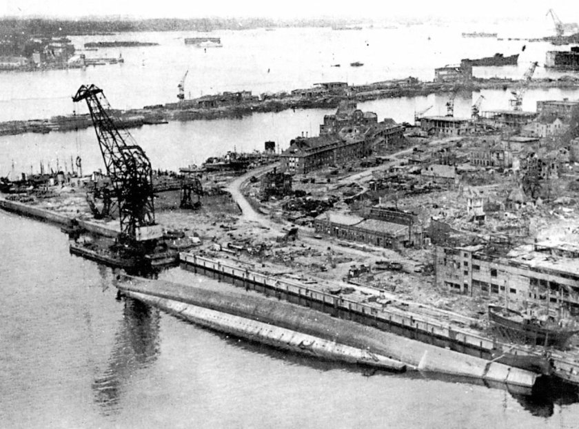 Тяжёлый крейсер Адмирал Шеер