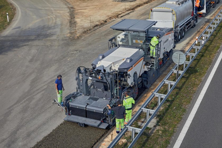 Холодный ресайклер Wirtgen w 240 CR