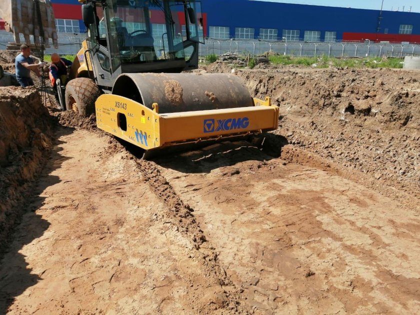 Уплотнение песка виброкатком