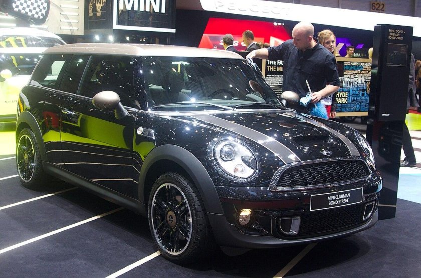 Черный Mini Clubman