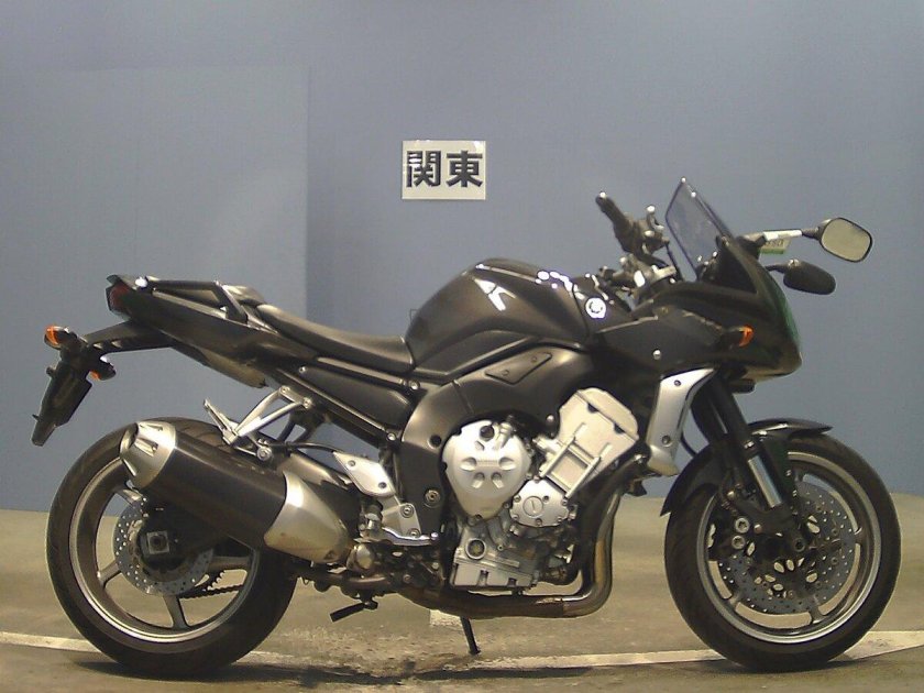 Yamaha fz1 серый