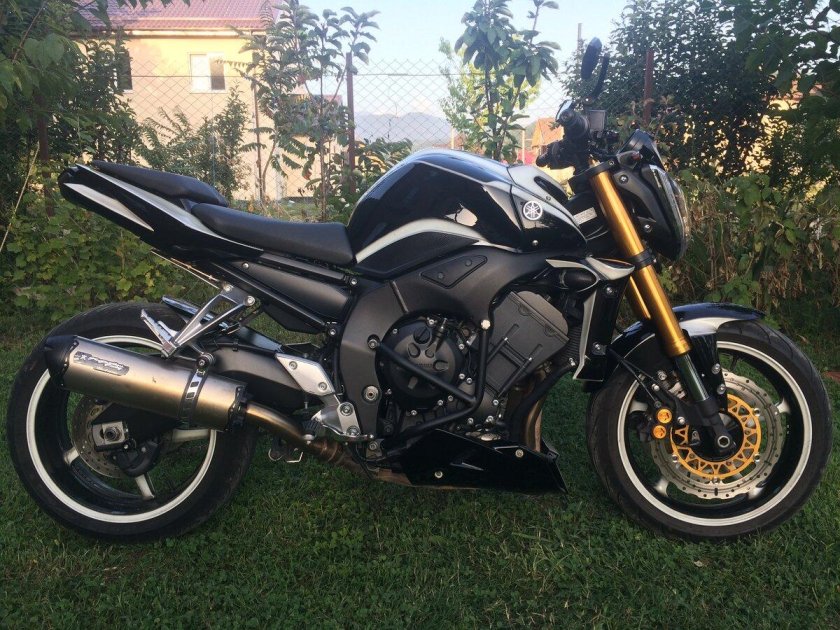 Yamaha fz1 2008