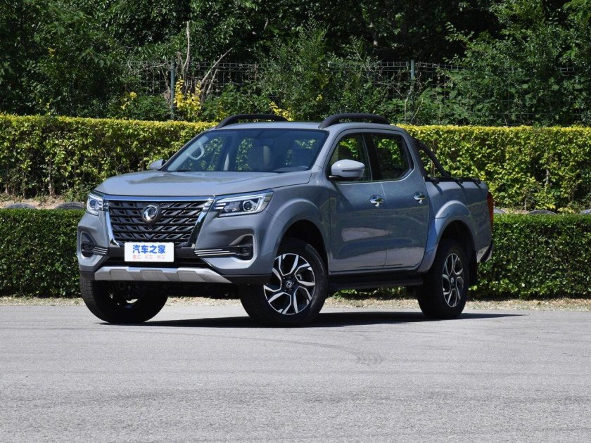 Nissan Navara 2022