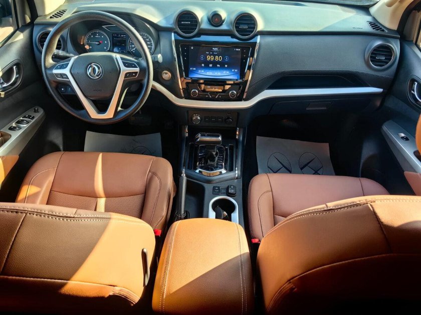 SSANGYONG Tivoli 2017