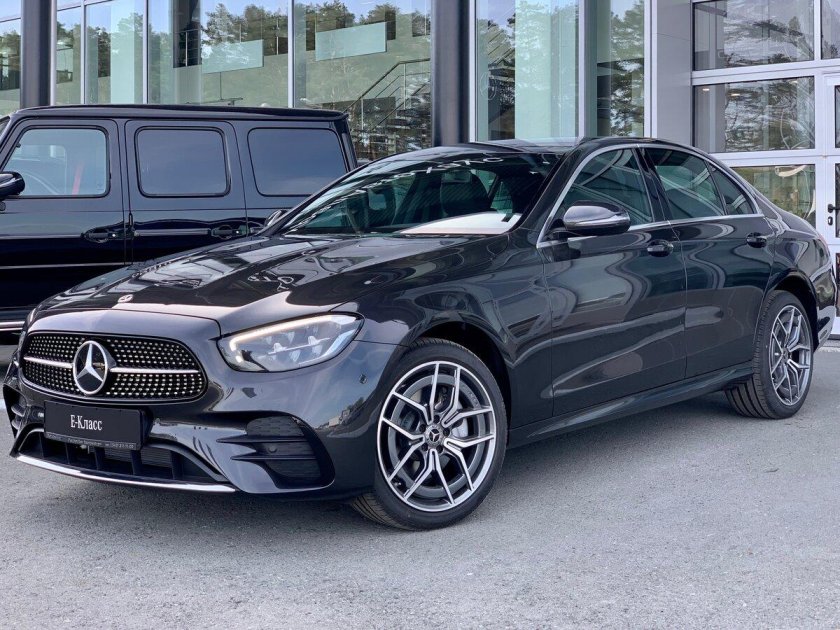 Мерседес Бенц w213