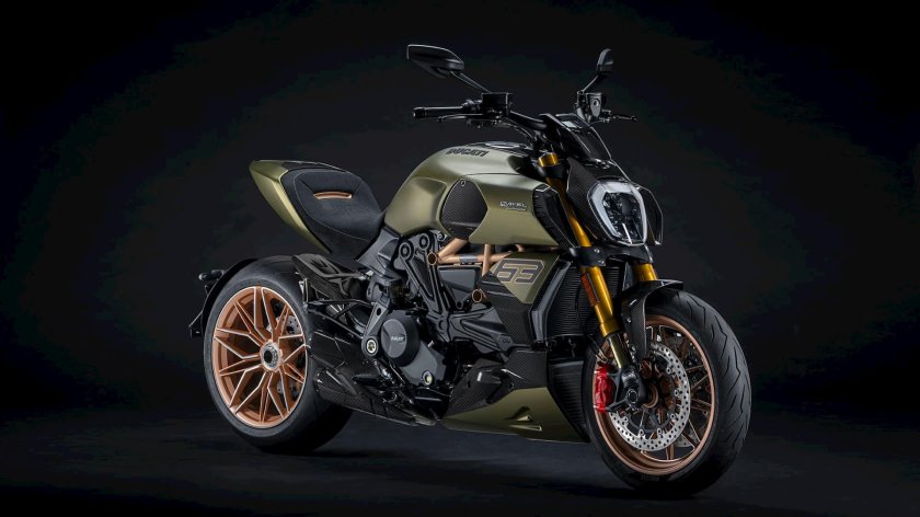 Мотоцикл Ducati Diavel 2020