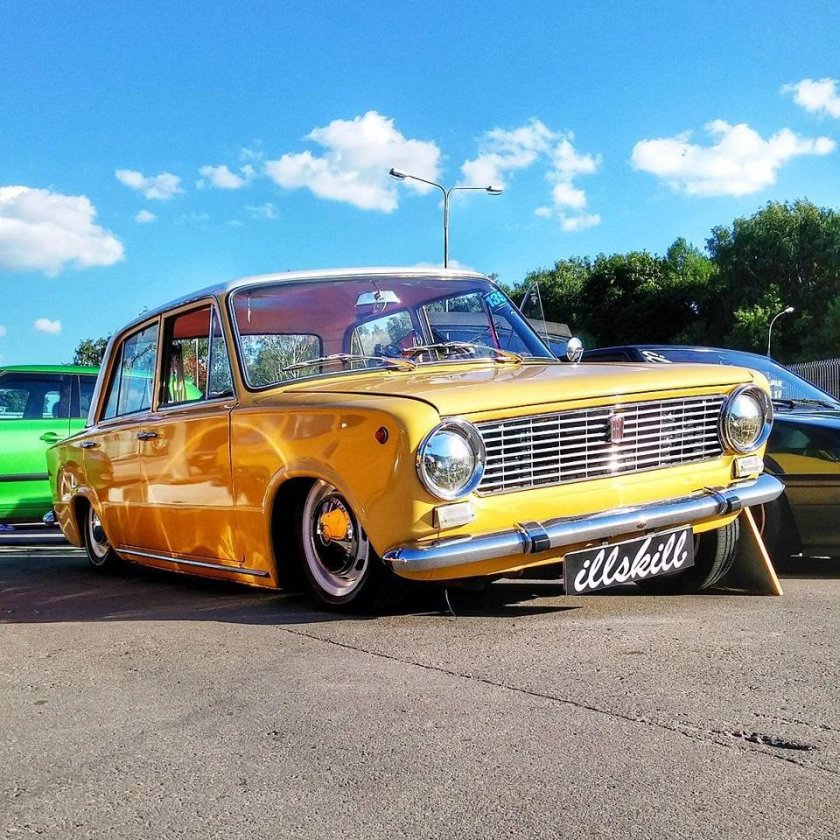 ВАЗ 2102 лоурайдер