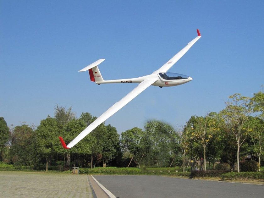 Планер Дискус