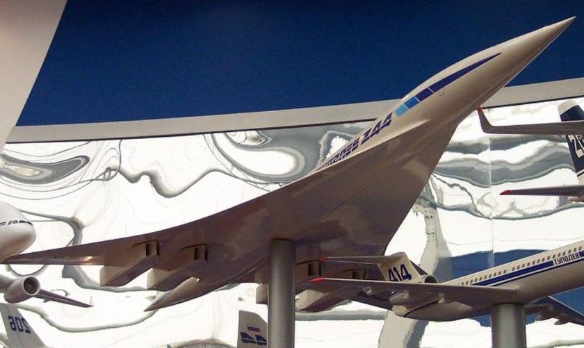 Ту-244 сверхзвуковой самолёт