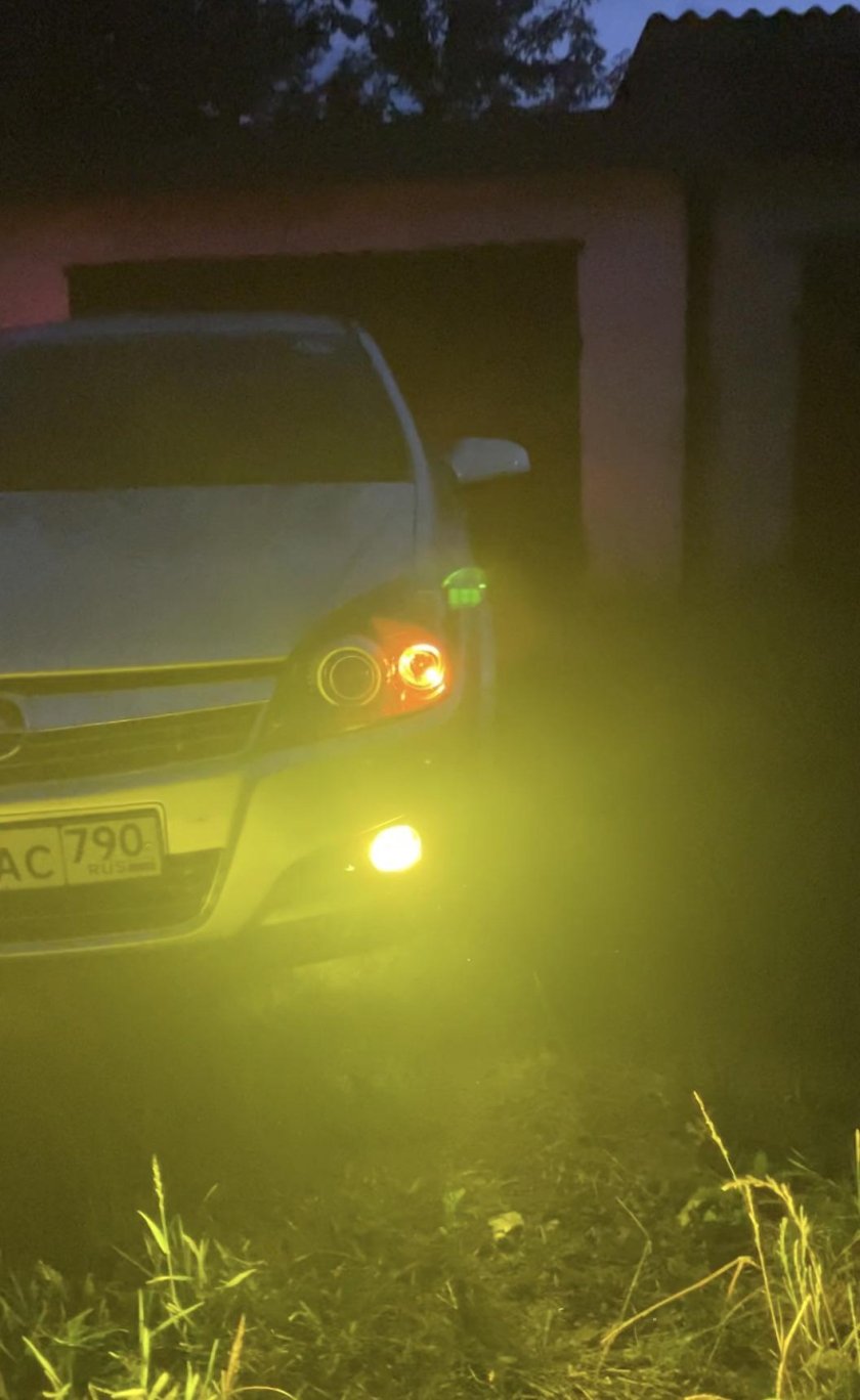 Салман противотуманки на Опель Астра н