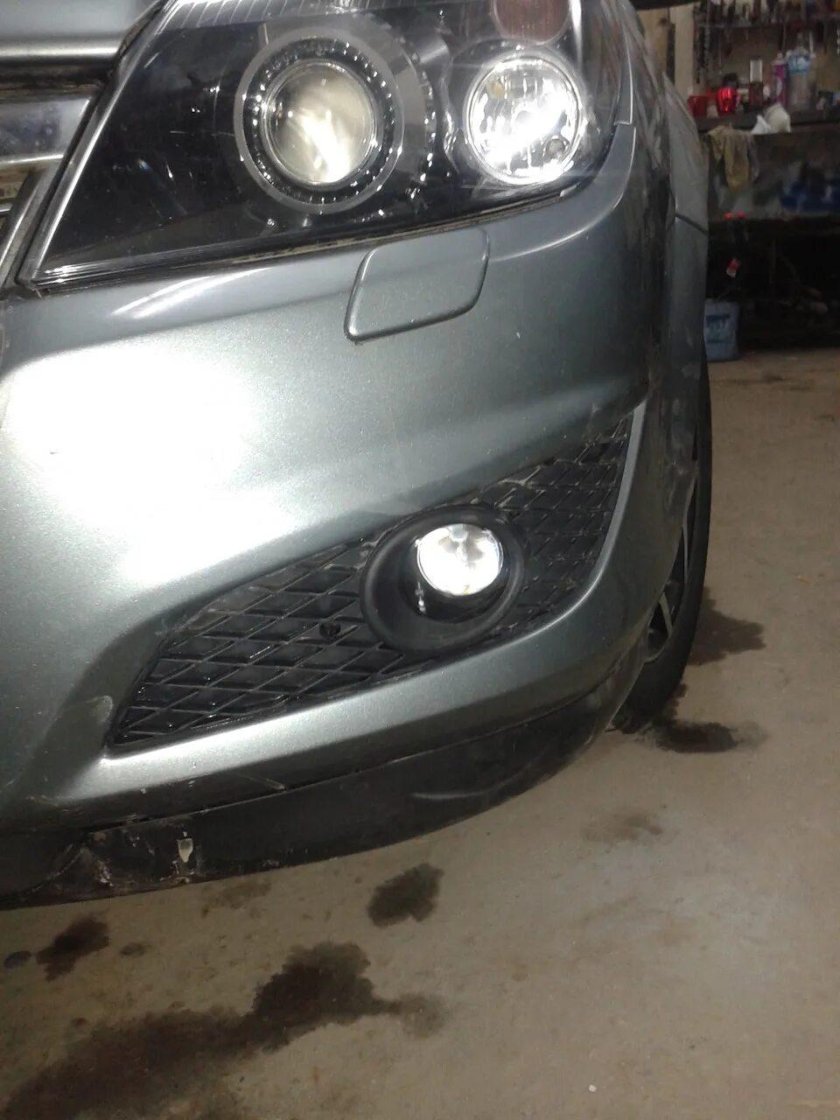 Линзы в ПТФ Опель Астра h