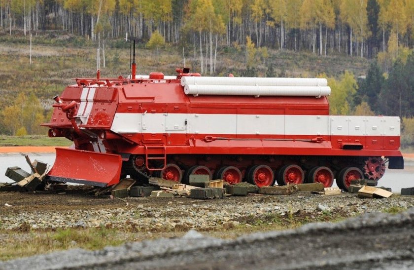СПМ специальная гусеничная пожарная машина
