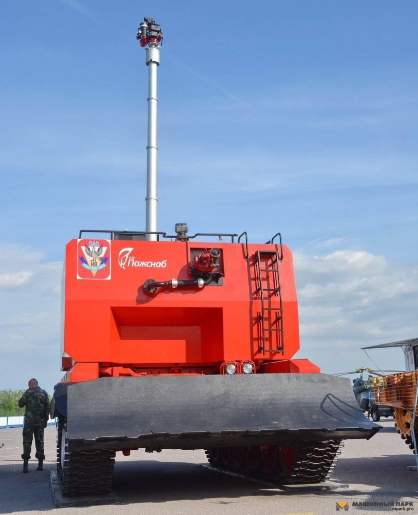 Гусеничная пожарная машина ГПМ-72