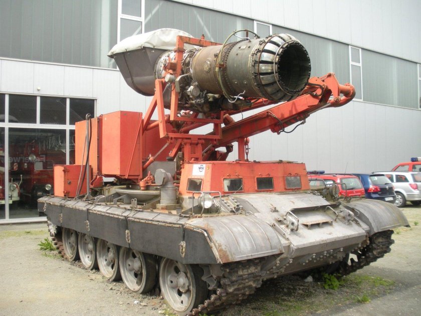 Гусеничная пожарная машина "Импульс-2м