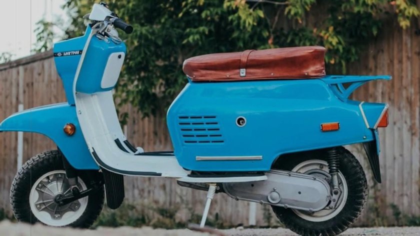 Мотороллер Вятка 3 электрон