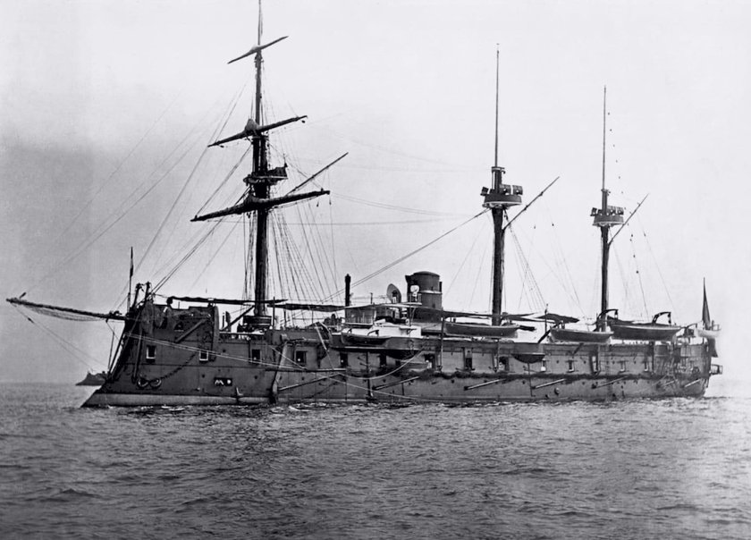 Эсминец Сюффрен