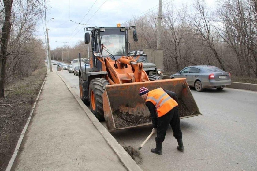 Машина для уборки тротуаров