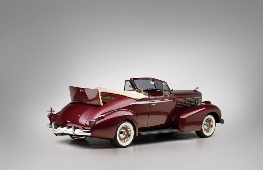 LASALLE Custom Convertible Coupe (38-5067) 1938 года