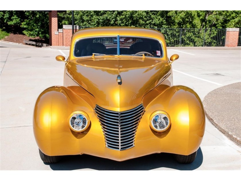 1940 LASALLE