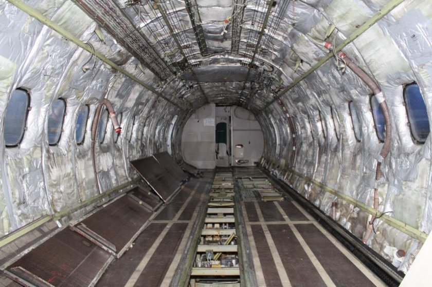 Bombardier q300 Якутия