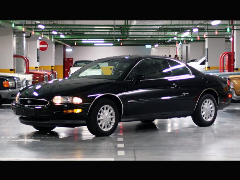 Buick Riviera 1996