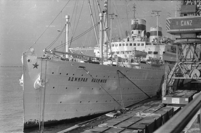 Адмирал Нахимов корабль