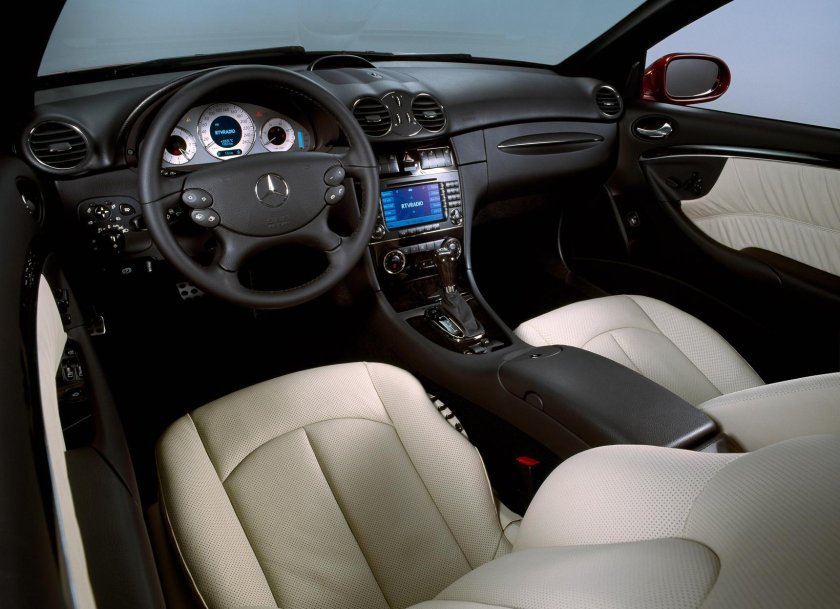 Mercedes Benz CLK 320