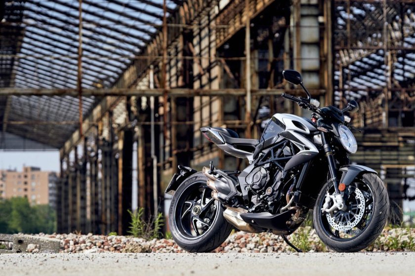 MV Agusta brutale 800 Dragster RR