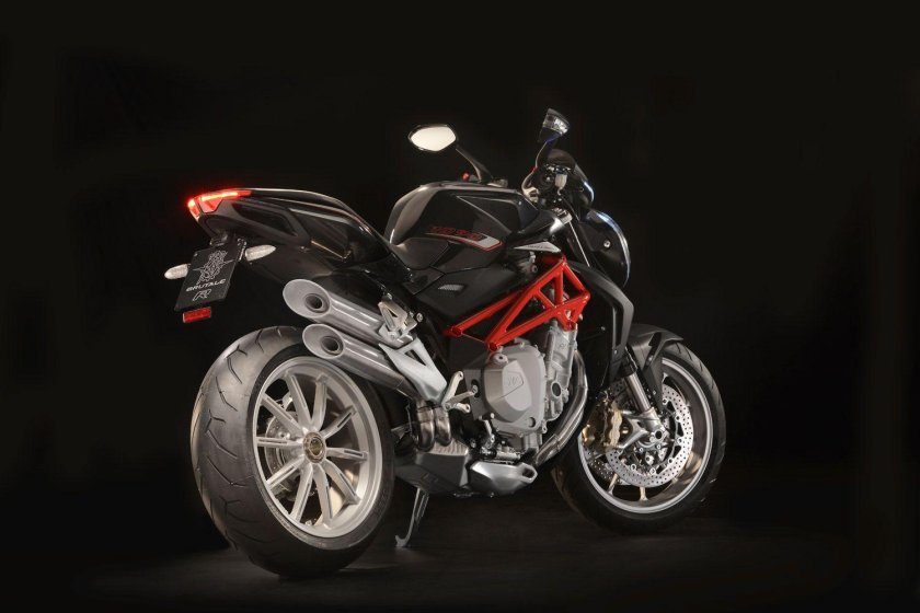 Мотоцикл МВ агуста брутале