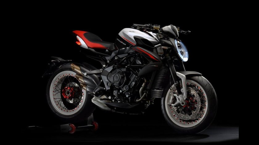 MV Agusta brutale 800 Dragster RR