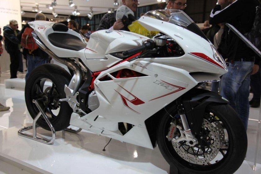 Агуста ф4 1000рр