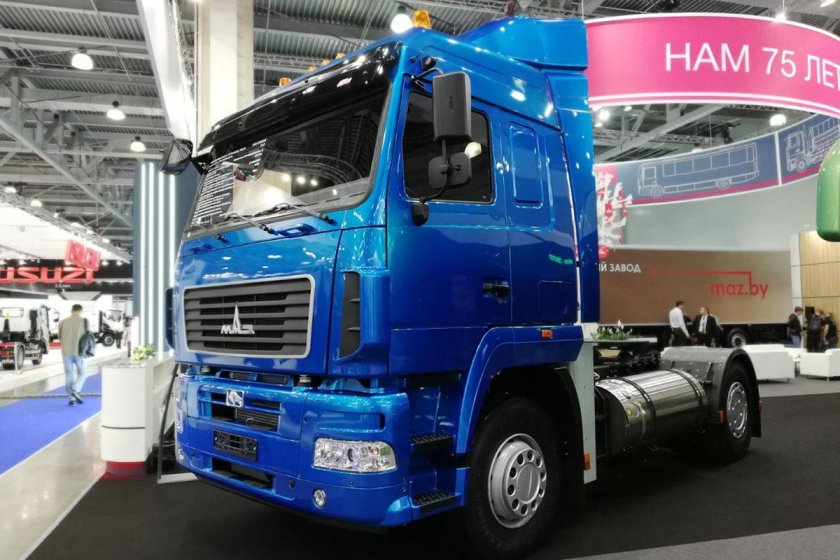 Новый седельный тягач МАЗ