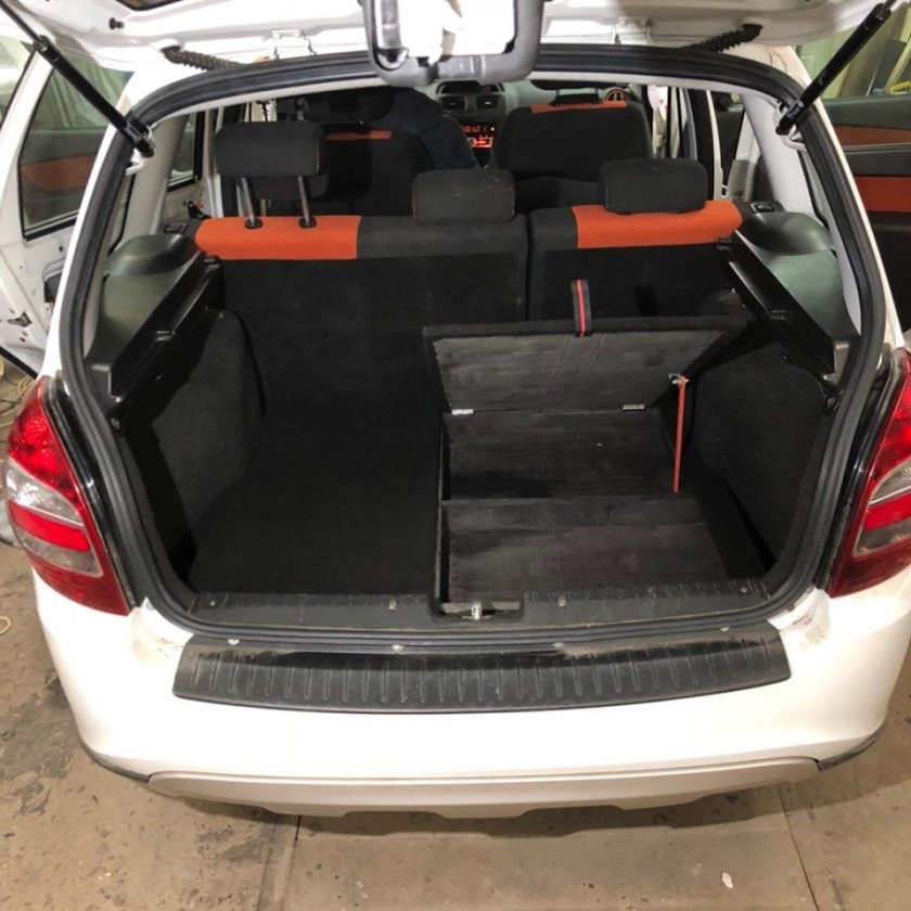 Калина Лада 2011 универсал багажник