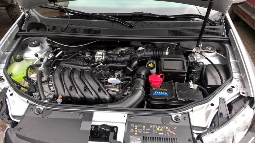 Renault Logan 2 под капотом