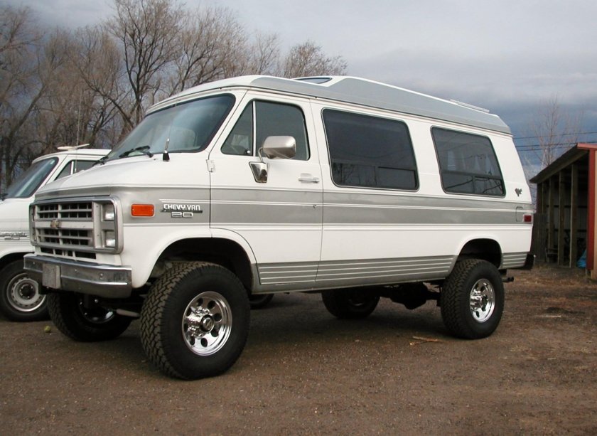 Chevrolet van g20 4x4