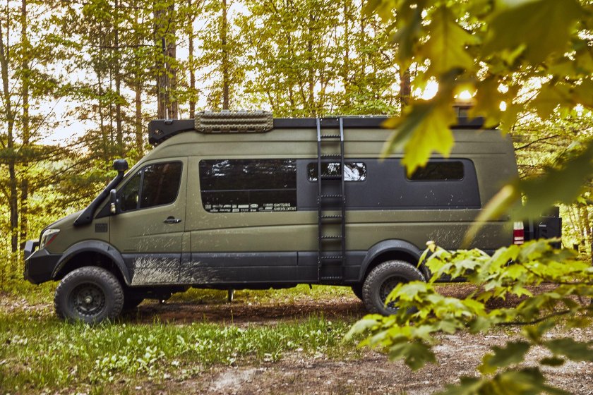 Mercedes Sprinter 4x4 Camper Offroad Expedition