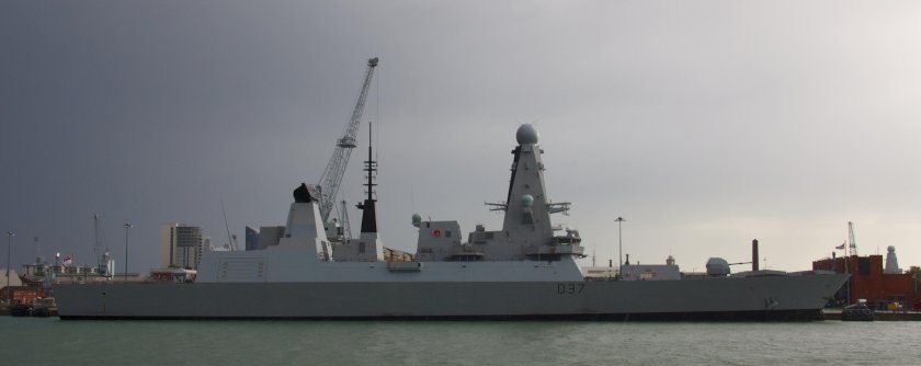 HMS Duncan d37
