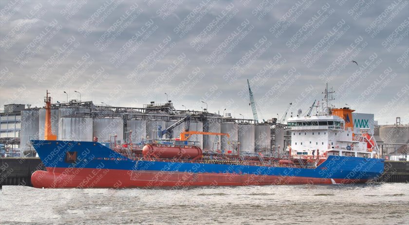 Oil Tanker