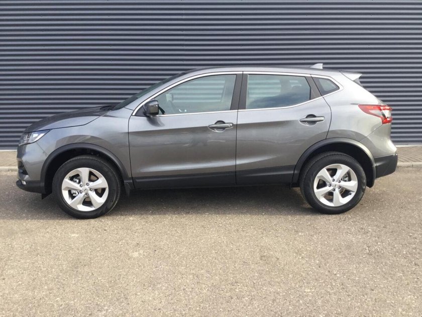 Ниссан Кашкай бежевый