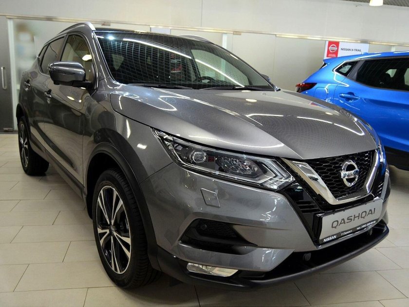 Nissan Qashqai серый металлик